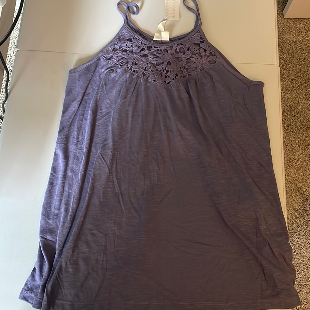 Womens large lace detail tank top